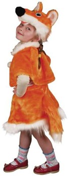 Девочка в костюме лисички